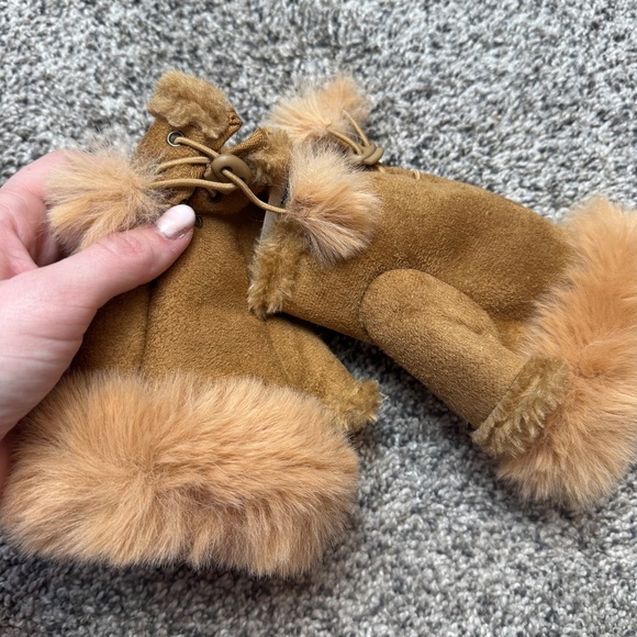 NWT Hand Warmers / Gloves - Picture 7 of 10